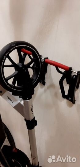 Велодержатель настенный вертикальный