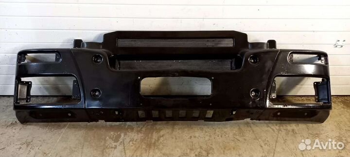 Бамрер iveco trakker