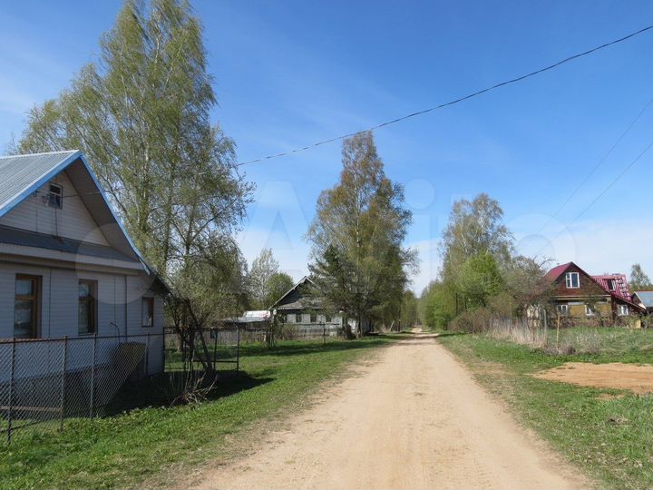 Дом 50 м² на участке 11 сот.