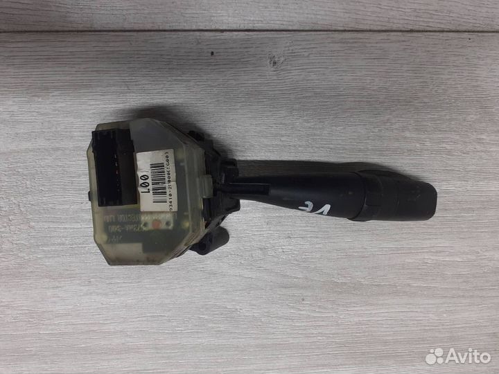 Переключатель поворотов Hyundai Elantra 4