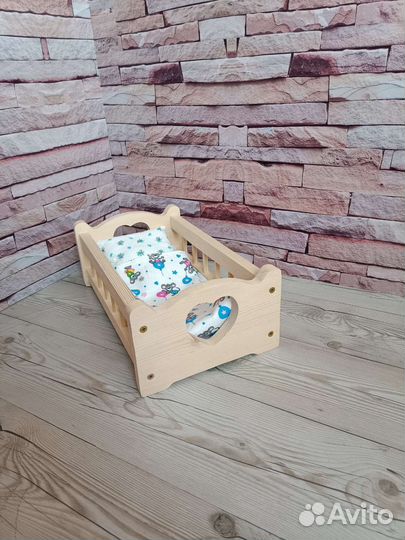 Кроватка для кукол