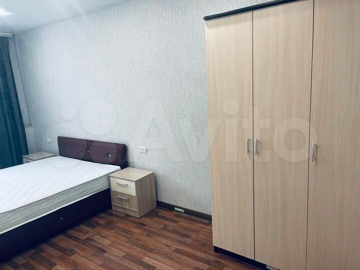 2-к. квартира, 56 м², 2/5 эт.