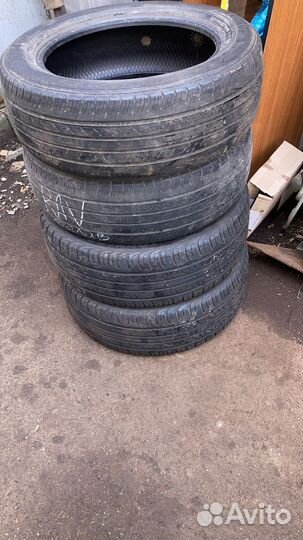 Dunlop Grandtrek AT1 235/55 R16