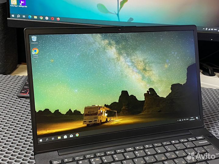 Lenovo i5 11-th Gen + IPS экран