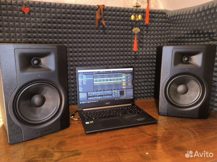 Активная полочная акустика M-Audio BX8 D3