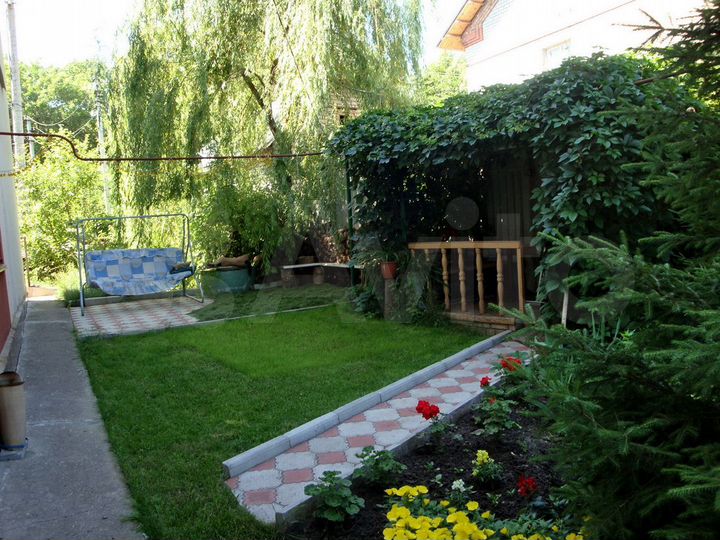 Дом 320 м² на участке 10 сот.