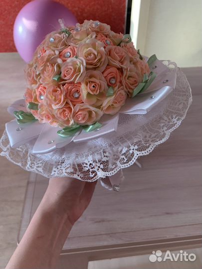 Букет и бокалы для свадьбы