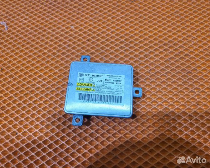 Блок розжига Audi Q5 I 8R cdnc 2009