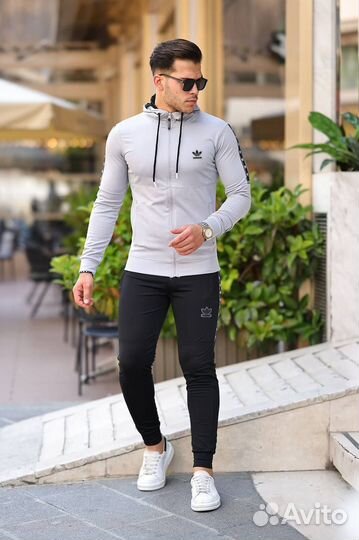 Спортивный костюм Adidas - штаны+ветровка