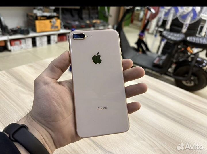 iPhone 8 plus 128gb акб-92 Отличное Состояние