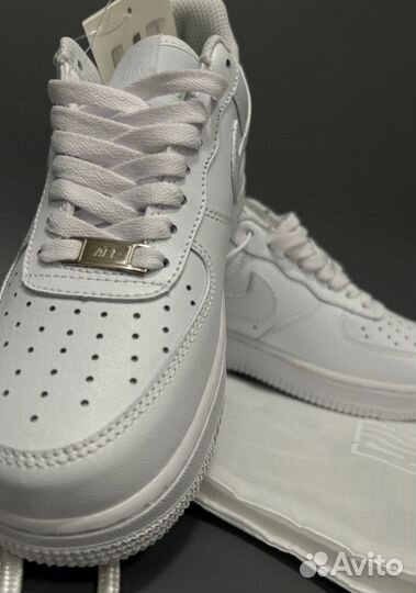 Кроссовки Nike AIR force 1 Белые