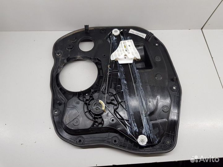 Стеклоподъемник электрический задний правый