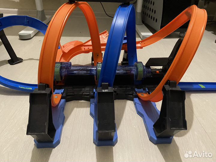 Трек Hot Wheels Экшн Винтовое столкновение FTB65