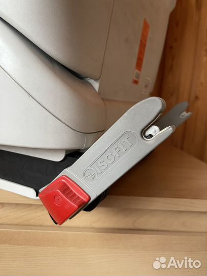 Автомобильное кресло britax romer xp-sict 15 36