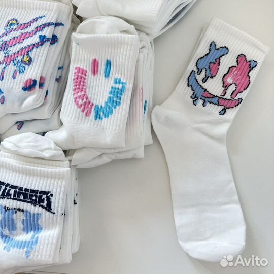 Носки белые женские с принтом
