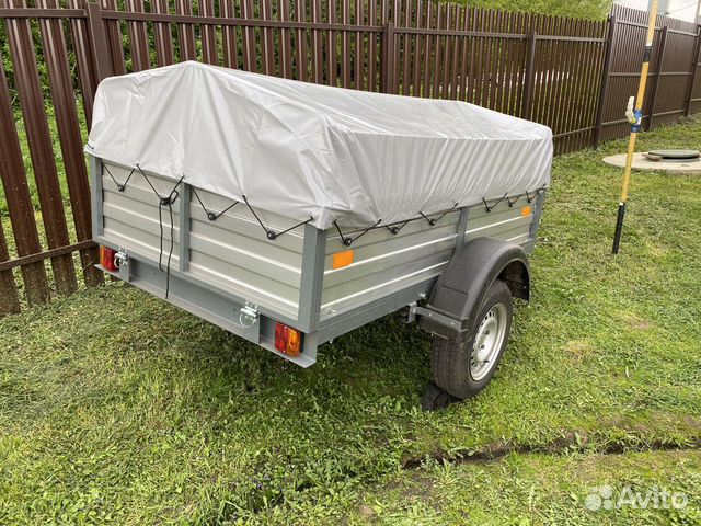 Легковой прицеп с низким тентом
