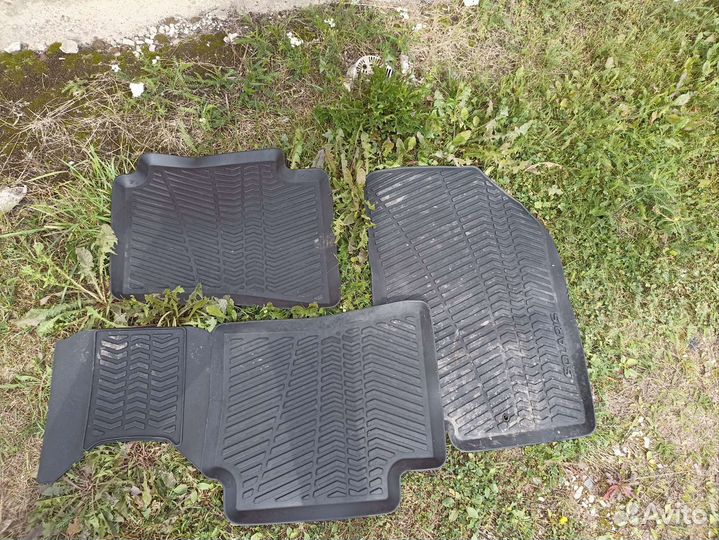 Автомобильные коврики для Hyundai solaris