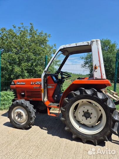 Мини-трактор Kubota L1-225D, 1990