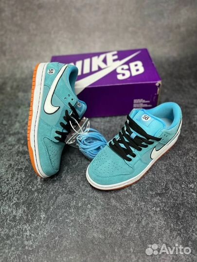 Кроссовки Nike SB Dunk low