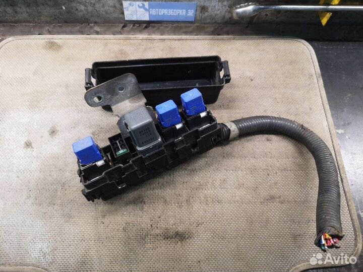 Блок предохранителей Ниссан Х-Трейл Т31