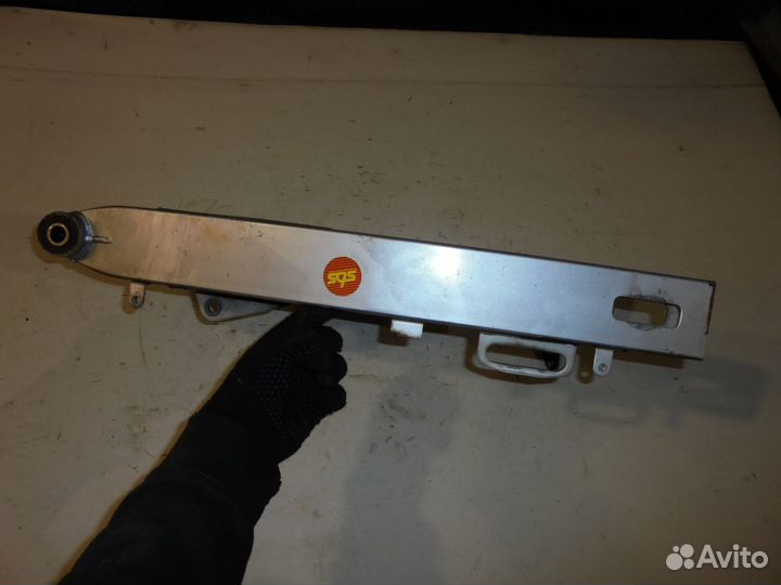 Маятник Honda, CBR 600 F2, 1993