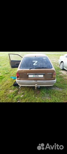 Opel Kadett 1.3 МТ, 1986, битый, 68 000 км