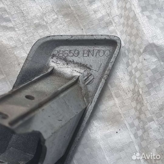 Крышка омывателя nissan almera UK make (N16E)