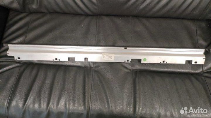 Шторка солнцезащитная задняя левая Audi A8 D3 6.0