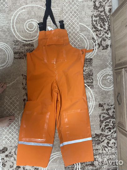 Костюм для защиты от воды