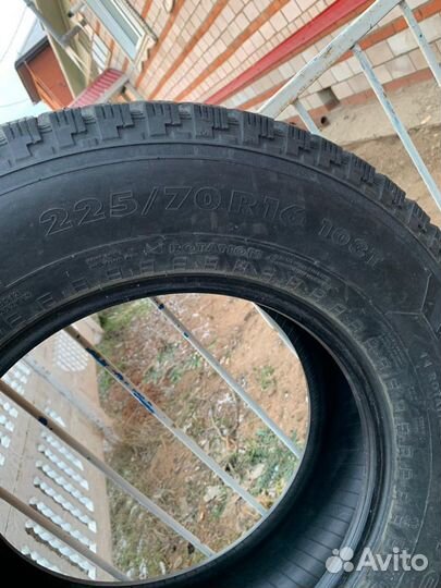 Nokian Tyres Nordman 5 SUV 225/70 R16