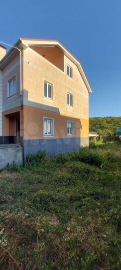 Дом 325 м² на участке 6 сот.