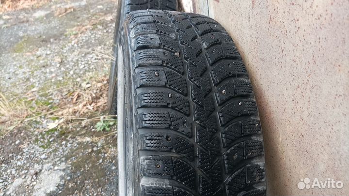 Bridgestone Ice Cruiser 5000 185/65 R15 88T