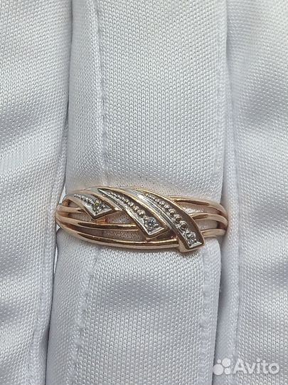 Золотое кольцо с фианитом 18р