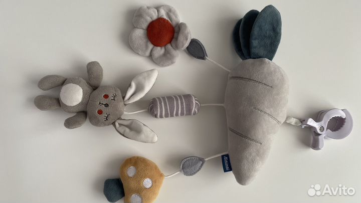 Мобиль на детскую кроватку