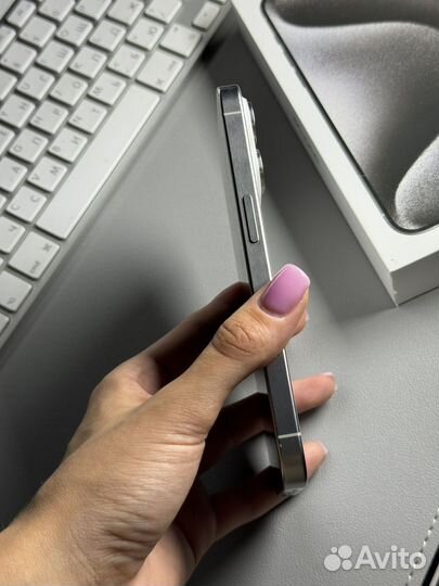 iPhone 15 Pro, 128 ГБ