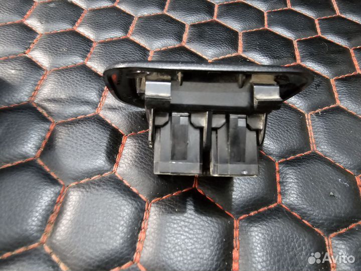 Блок кнопок пневмы Mercedes W639 рест