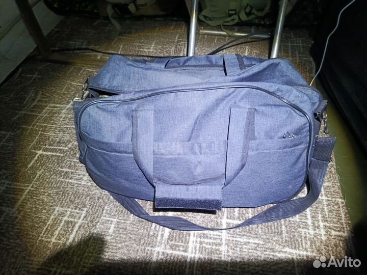 Вещи в сумке