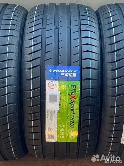 Triangle EffeXSport TH202 245/45 R17 100Y