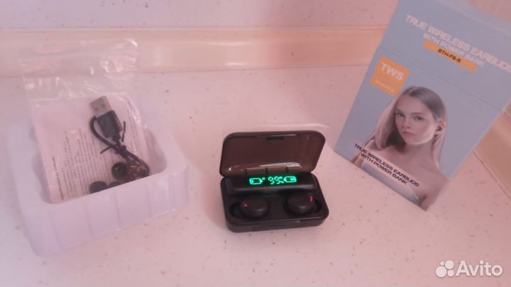 Беспроводные наушники новые