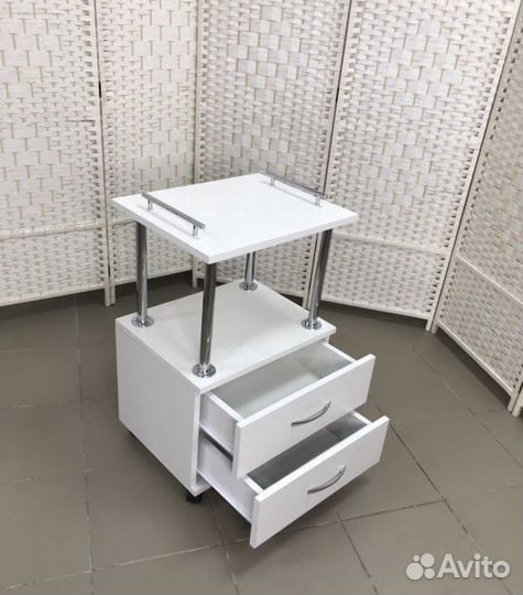 Тележка (этажерка ) для салона доставка по городу