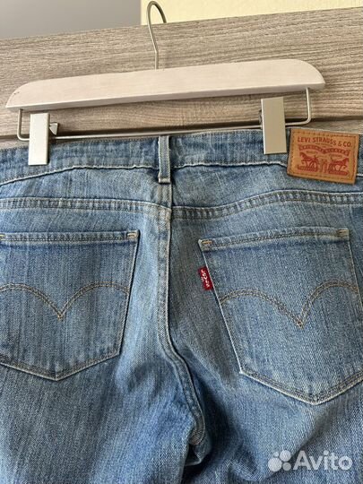 Джинсы женские levis