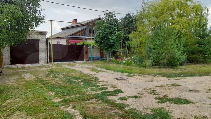 Дом 218 м² на участке 31 сот.