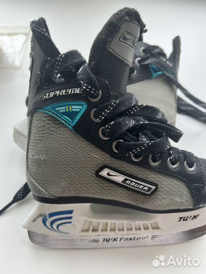 Хоккейные коньки bauer