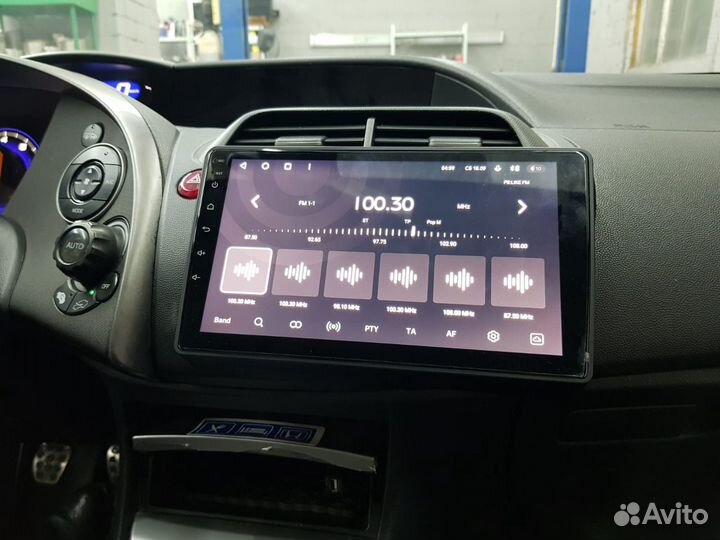 Новая Honda Civic Hatchback android