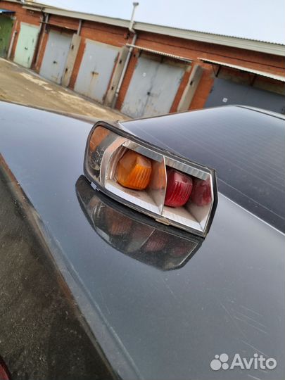 Задний левый фонарь toyota gaia