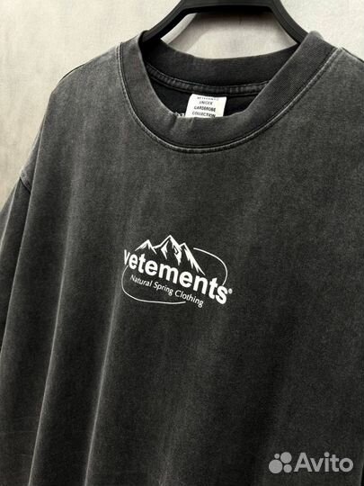 Футболка черная Vetements унисекс оверсайз 2024