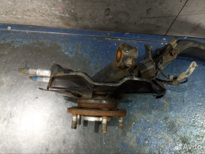 Ступица передняя правая Mazda 6 GH