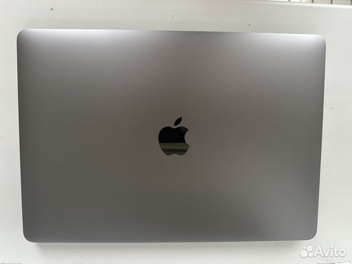MacBook Air M1 8/256 Space Gray