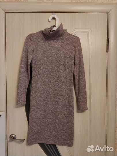 Пакет фирменной женской одежды 42 размер