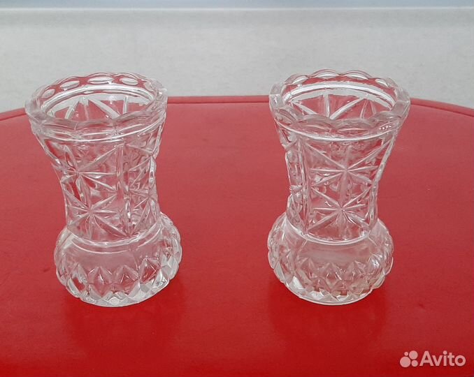 2 хрустальные вазочки